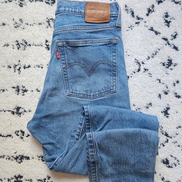 Levi's Wedgie Tapered Leg High Rise Ankle Jeans Size 27 - Picture 4 of 13